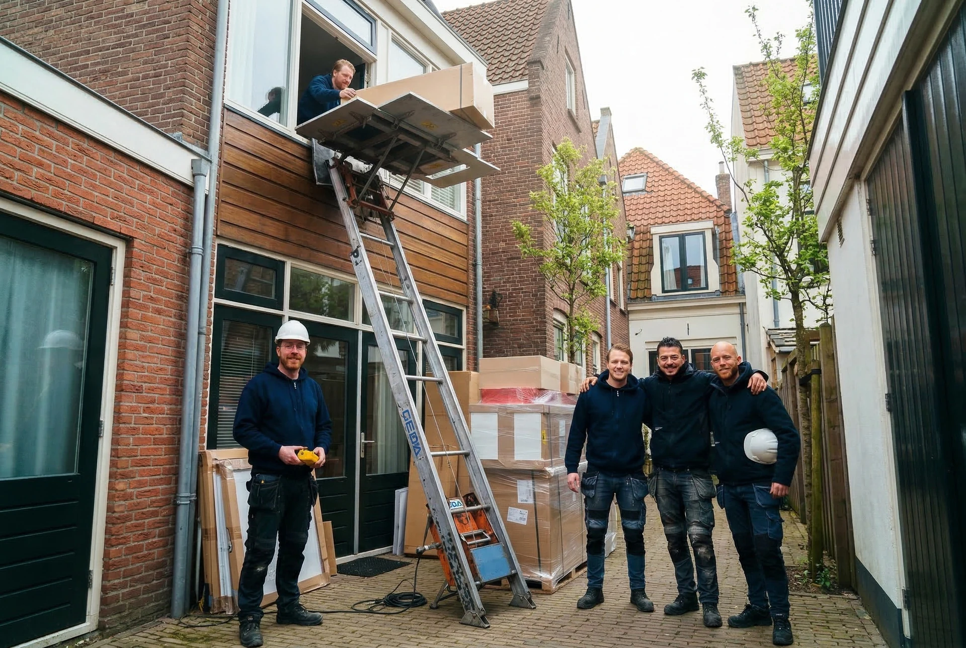 Team met gedalift bij verhuizing in Groningen