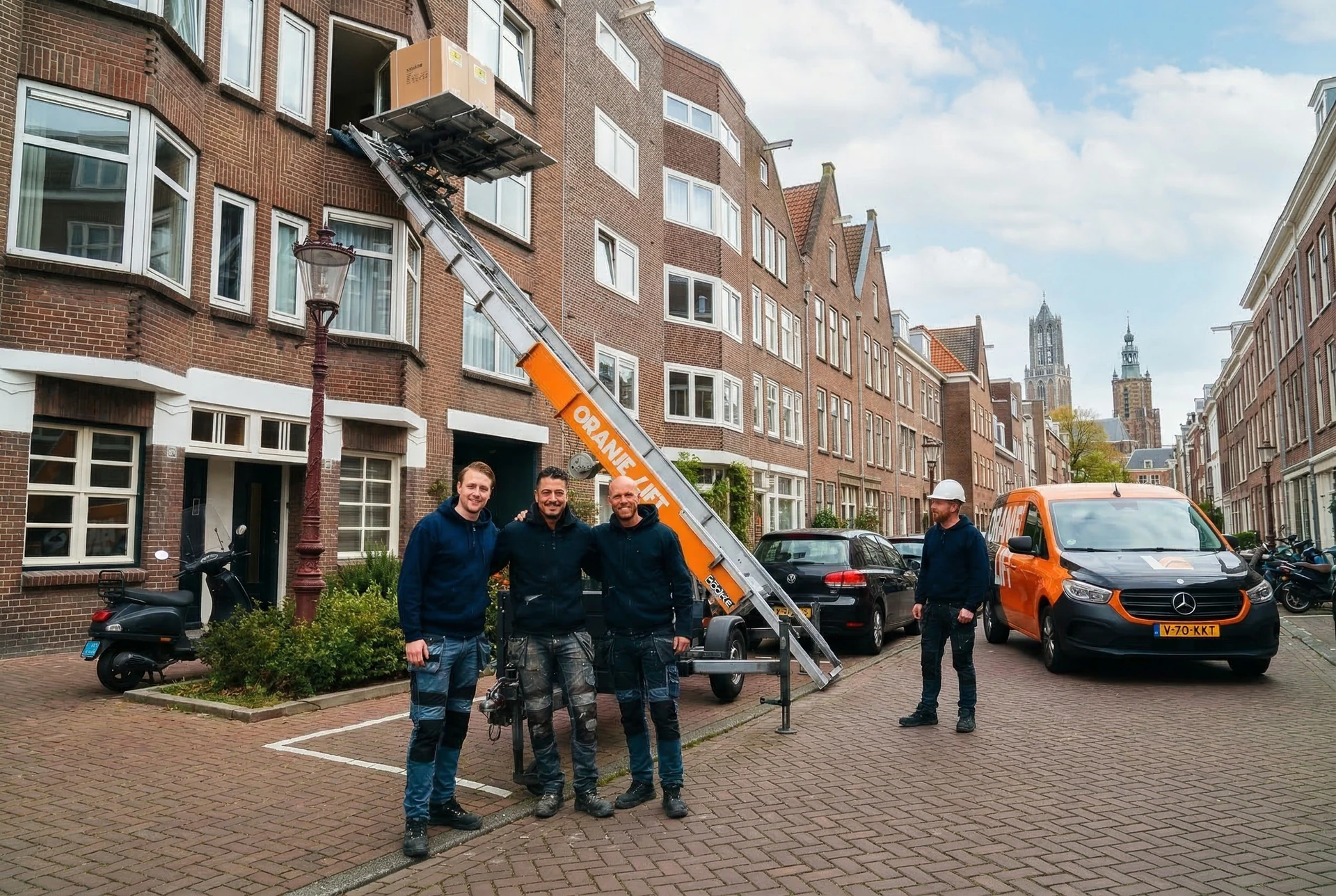 Verhuislift in gebruik bij appartementencomplex Groningen